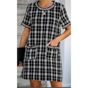 Clasi Plaid print Tweed patch black and white dress.